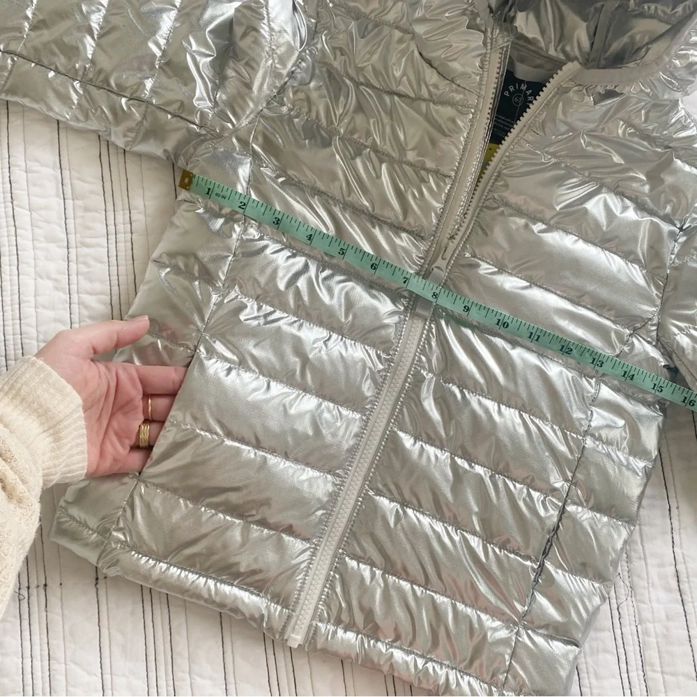 NWT Primary Kids Lightweight Puffer Jacket Silver Foil Metallic size 6 - 7
